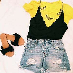 Urban outfitters tank top! 🖤